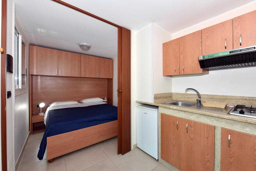 Camping La Vecchia Torre Gallipoli Exterior photo